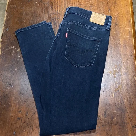Levi’s Shaping Skinny Jeans — size 31 - Picture 1 of 8